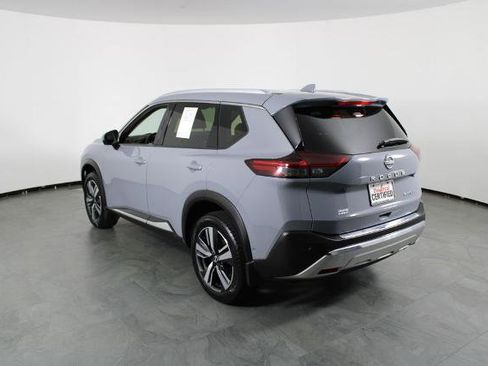 Certified 2023 Nissan Rogue Platinum w/ Platinum Premium Package FWD image 4