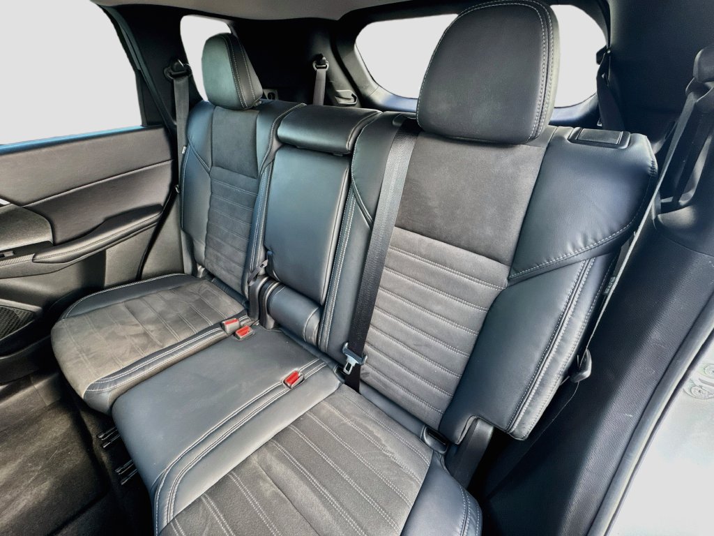Used 2023 Mitsubishi Outlander SE AWD/4WD image 22