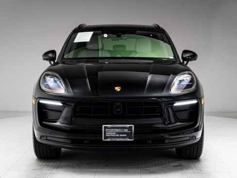 Certified 2026 Porsche Macan AWD/4WD image 31