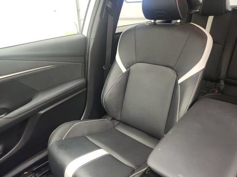 Used 2025 Toyota Camry SE FWD image 16