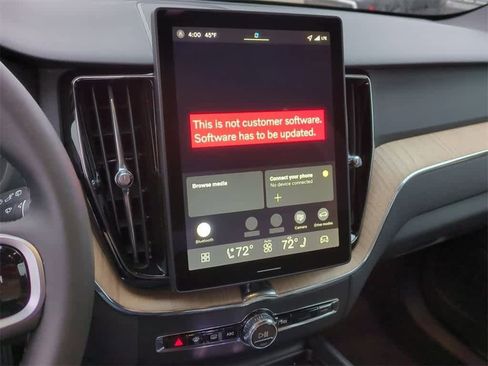 New 2026 Volvo XC60 B5 Plus w/ Protection Package Premier image 28