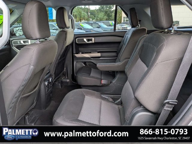 Used 2023 Ford Explorer XLT RWD image 13