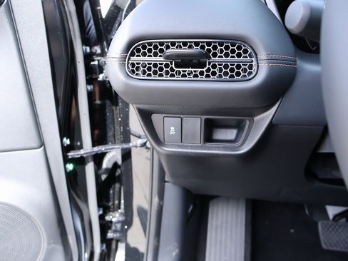 New 2026 Honda HR-V Sport image 22