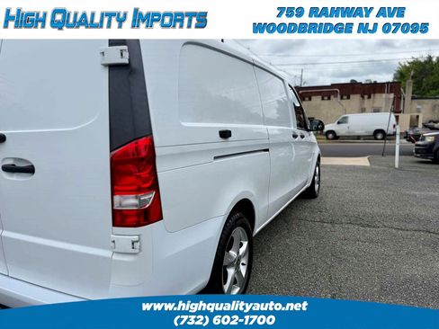 Used 2021 Mercedes-Benz Metris image 10