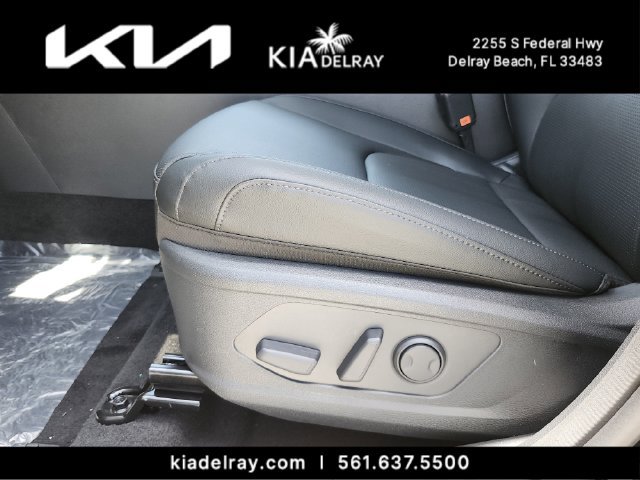 New 2026 Kia Sportage SX FWD image 18