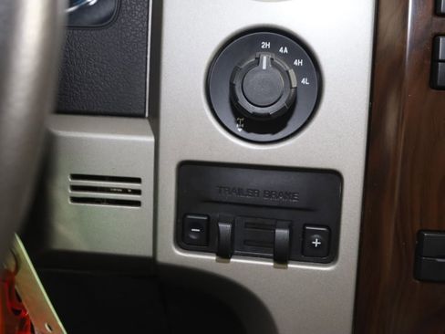 Used 2012 Ford F150 Lariat w/ Lariat Chrome Pkg AWD/4WD image 27