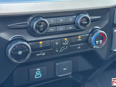 Used 2023 Ford F350 XLT image 21