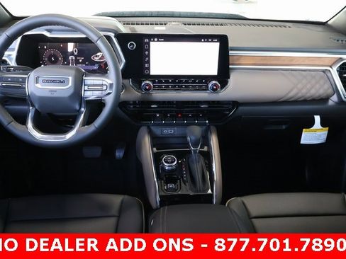 New 2026 GMC Canyon Denali image 15