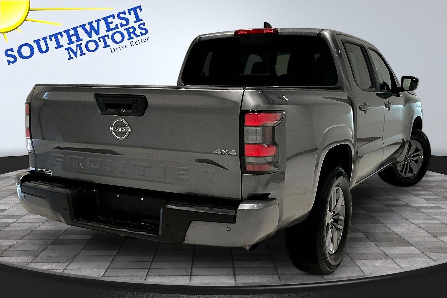 Used 2026 Nissan Frontier SV AWD/4WD image 7