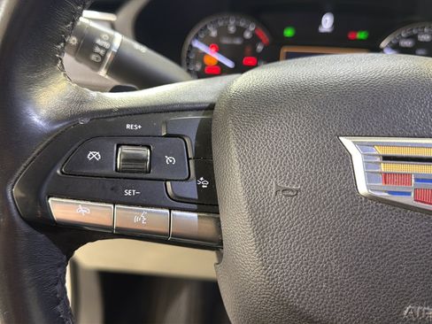 Used 2021 Cadillac XT4 Luxury w/ Driver Awareness Package FWD image 13