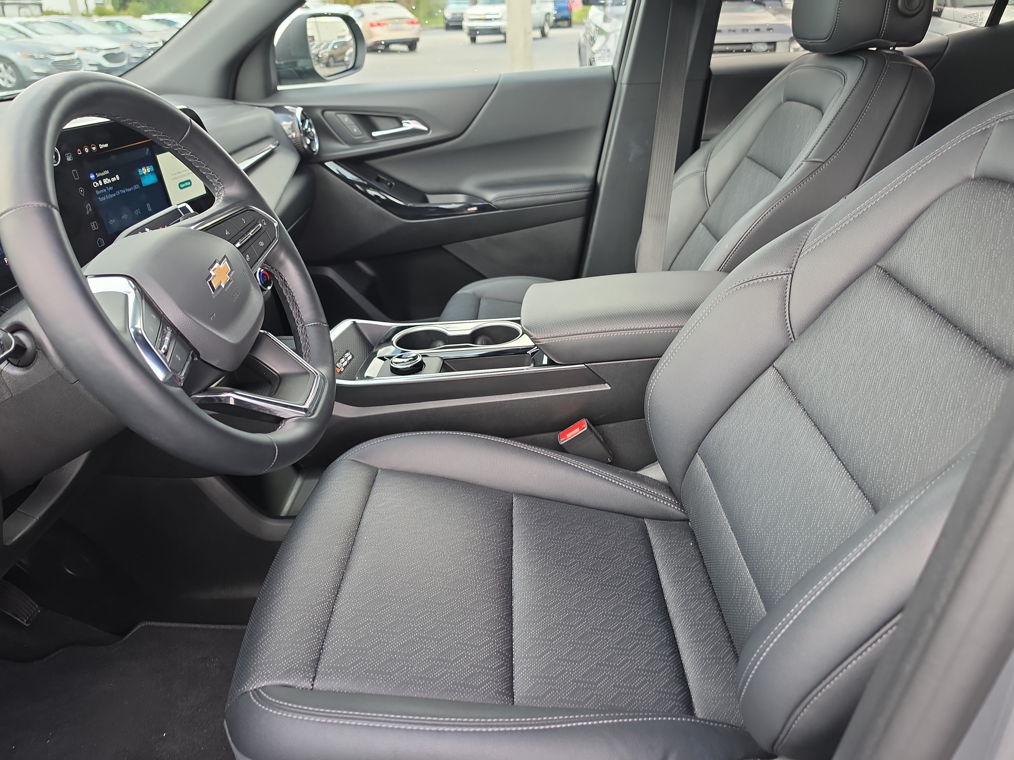 Certified 2026 Chevrolet Equinox LT w/ Convenience Package II FWD image 15
