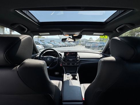Used 2020 Honda Accord Sport image 21
