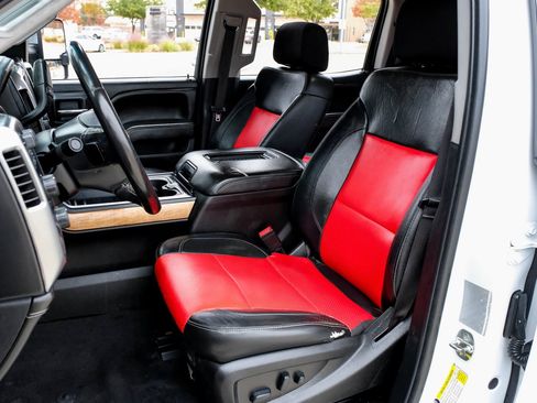 Used 2019 Chevrolet Silverado 3500 LTZ w/ Duramax Plus Package image 27