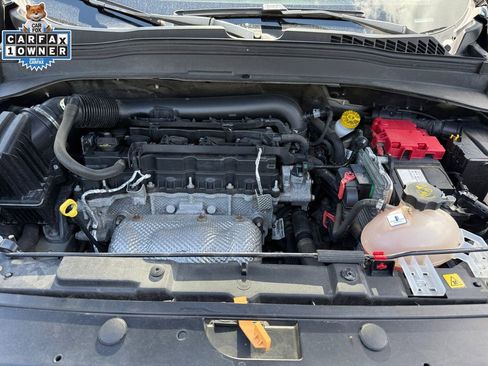 Used 2021 Jeep Renegade Latitude AWD/4WD image 23