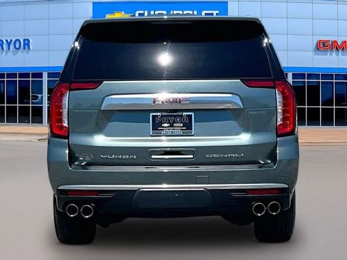 Used 2024 GMC Yukon Denali w/ Advanced Technology Package AWD/4WD image 6