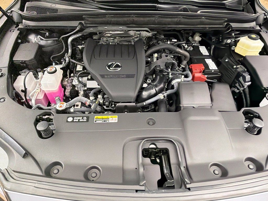 Used 2025 Lexus RX 350 Premium Plus w/ Convenience Package AWD/4WD image 28