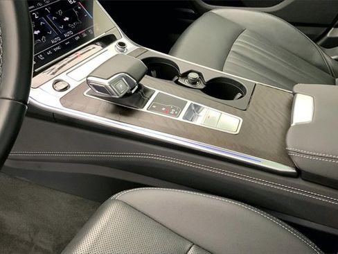 Certified 2022 Audi A6 Premium Plus w/ Premium Plus Package image 17