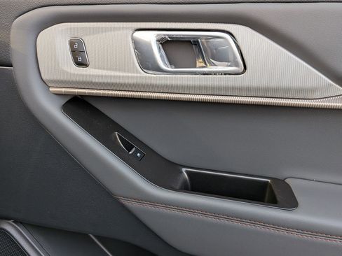 New 2026 Ford Explorer Active image 34