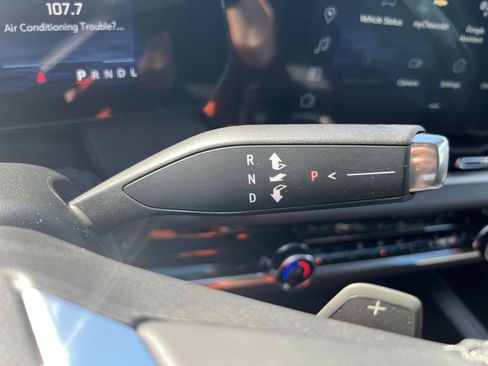 New 2026 Chevrolet Equinox LT w/ Convenience Package II image 15