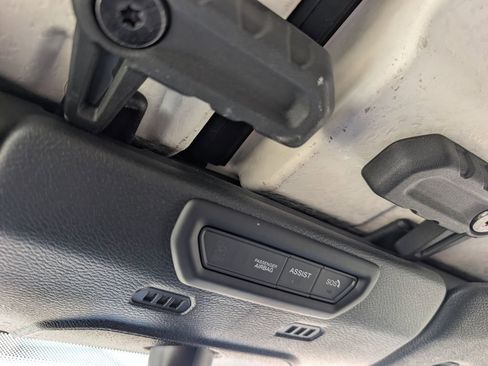 Used 2023 Jeep Wrangler Sahara image 33