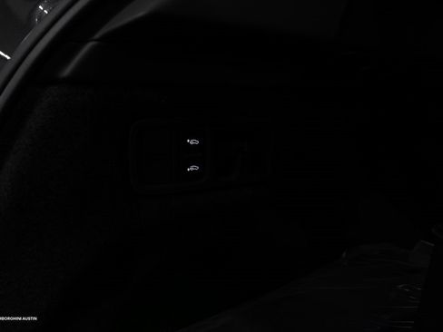 New 2025 Lamborghini Urus SE image 14