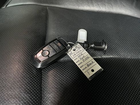 Used 2018 Ford F150 Lariat w/ Equipment Group 501A Mid AWD/4WD image 36
