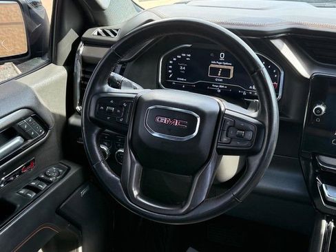 Used 2023 GMC Sierra 1500 AT4 w/ AT4 Preferred Package AWD/4WD image 14