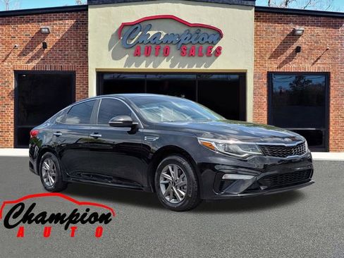 Used 2019 Kia Optima LX FWD image 1