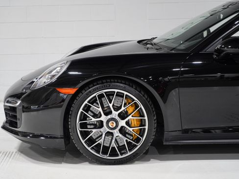 Used 2014 Porsche 911 Turbo S AWD/4WD image 34