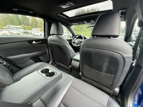 Used 2021 Kia Forte GT-Line w/ GT-Line Premium Package image 17