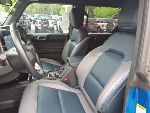 Used 2024 Ford Bronco Outer Banks AWD/4WD image 16
