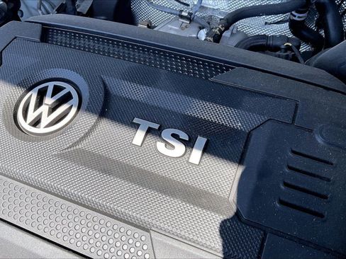 Used 2018 Volkswagen Atlas SE FWD image 34