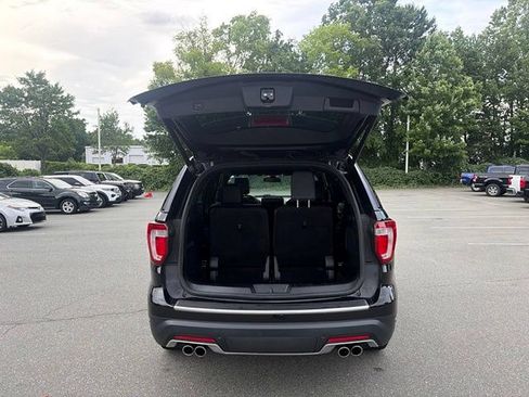Used 2019 Ford Explorer Platinum AWD/4WD image 40