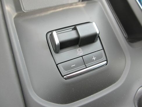 New 2026 GMC Sierra 2500 Denali Ultimate AWD/4WD image 18