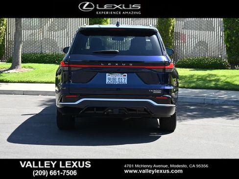 Used 2025 Lexus TX 500h AWD w/ Technology Package image 5