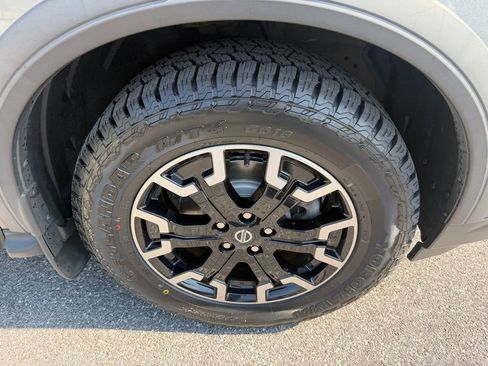 Used 2020 Nissan Pathfinder SV w/ Rock Creek Edition AWD/4WD image 10