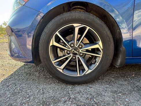 Used 2024 Kia Forte LXS w/ LXS Technology Package image 12