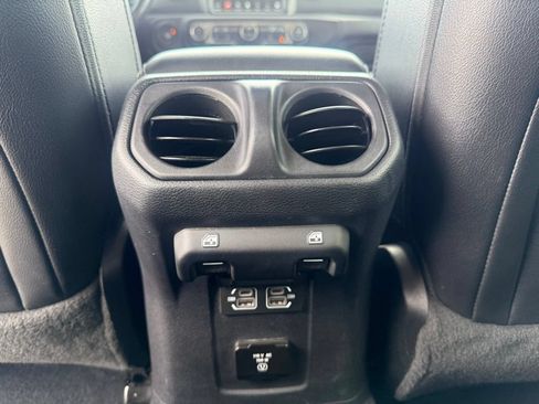 Used 2021 Jeep Wrangler Unlimited Sahara w/ Cold Weather Group AWD/4WD image 42