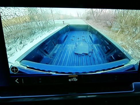 Used 2024 Chevrolet Silverado 3500 LTZ w/ LTZ Convenience Package image 17