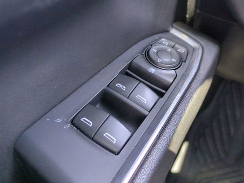 Used 2022 Chevrolet Silverado 1500 LT Trail Boss w/ Convenience Package II AWD/4WD image 28