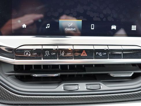 Certified 2024 Jeep Compass Trailhawk w/ Trailhawk Convenience Group image 28