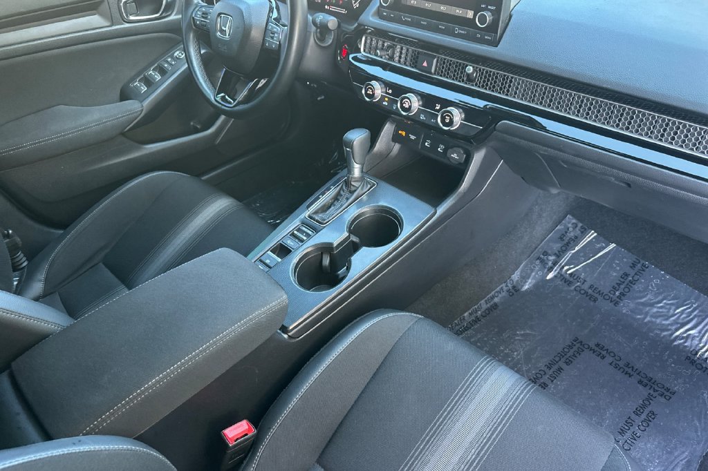Certified 2025 Honda Civic Sport image 17