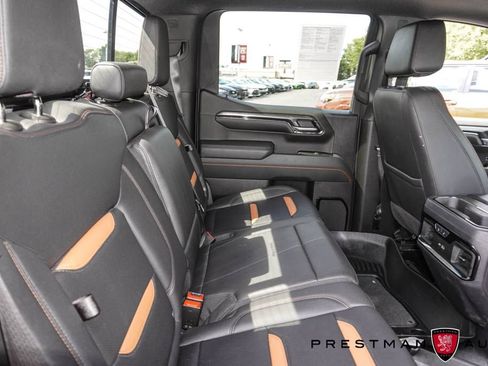 Used 2024 GMC Sierra 1500 AT4 w/ AT4 Premium Package AWD/4WD image 57