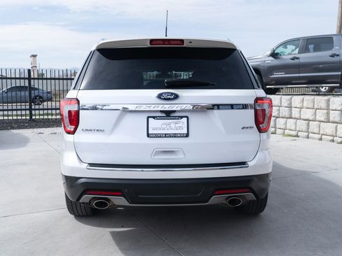 Used 2018 Ford Explorer Limited w/ Equipment Group 301A image 6