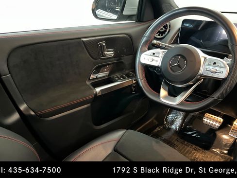 Certified 2021 Mercedes-Benz GLB 250 image 11