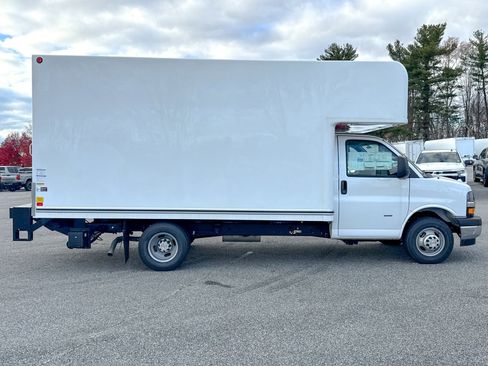 New 2025 Chevrolet Express 3500 1WT w/ Power Convenience Package image 8