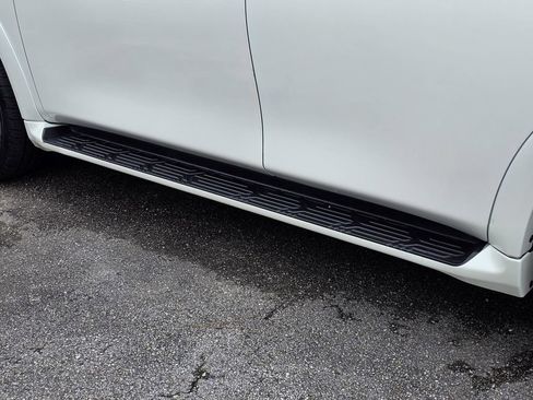 Used 2019 Nissan Armada Platinum w/ Interior Lighting Package AWD/4WD image 45