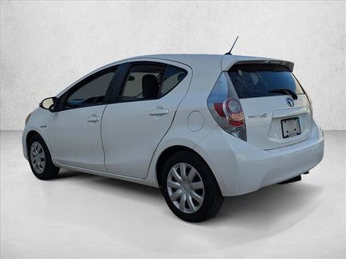 Used 2013 Toyota Prius C One image 5