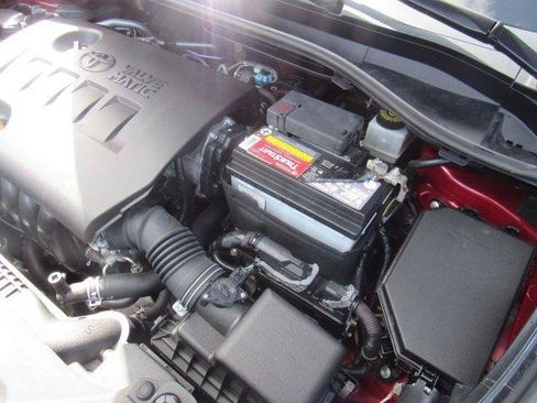 Used 2018 Toyota C-HR XLE FWD image 43
