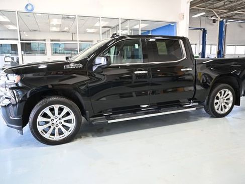 Used 2021 Chevrolet Silverado 1500 High Country w/ Technology Package image 8